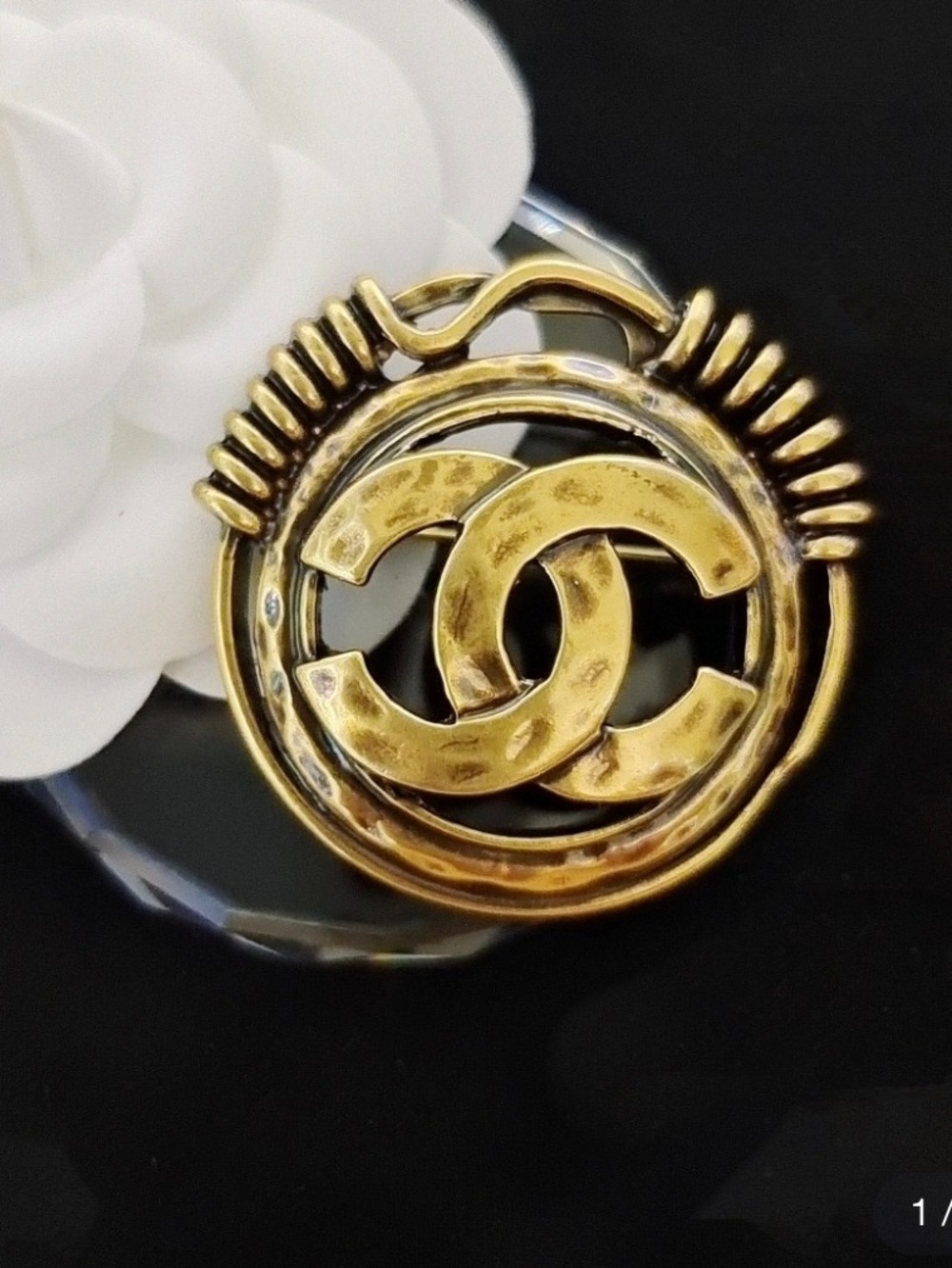 Double C Designer Vintage Letter Logo Brooch